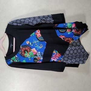 01192 Calesas black, blue & multi asymmetrical hem knit tunic XL